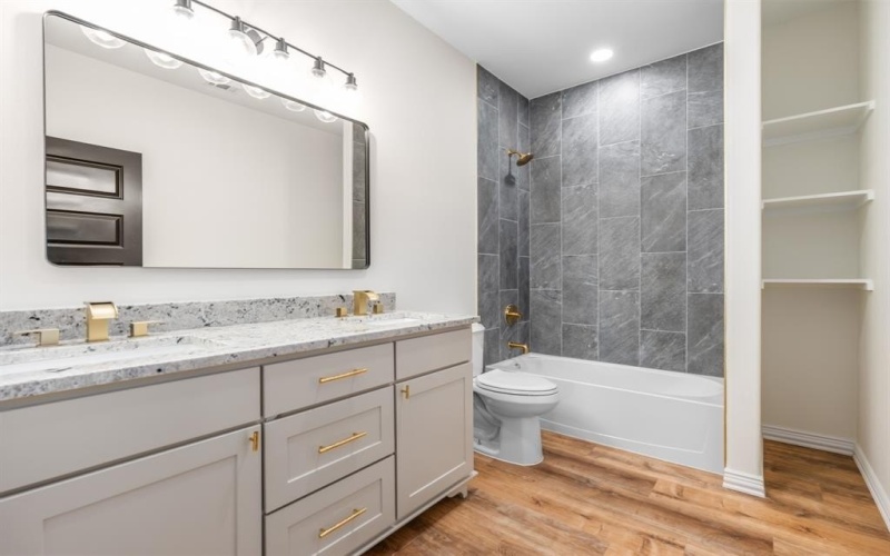 702 S Ivy Street, Hillsboro, TX 76645, 3 Bedrooms Bedrooms, ,2 BathroomsBathrooms,Residential,For Sale,702 S Ivy Street,0,21091782