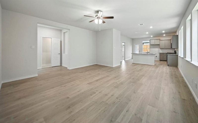 1301 Rusted Rail Drive, Princeton, TX 75407, 4 Bedrooms Bedrooms, ,3 BathroomsBathrooms,Residential,For Sale,1301 Rusted Rail Drive,0,21092208