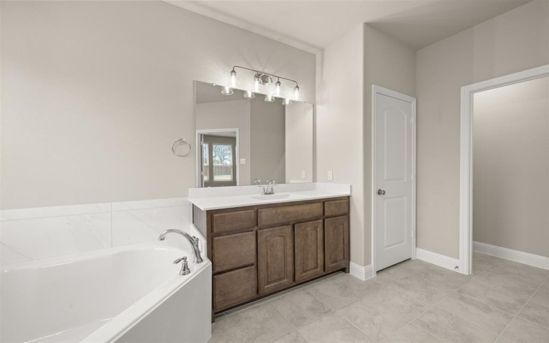 58 Plover Street, Joshua, TX 76058, 4 Habitaciones Habitaciones , ,3 BañosBaños,Residential,En Venta,58 Plover Street,0,21092240