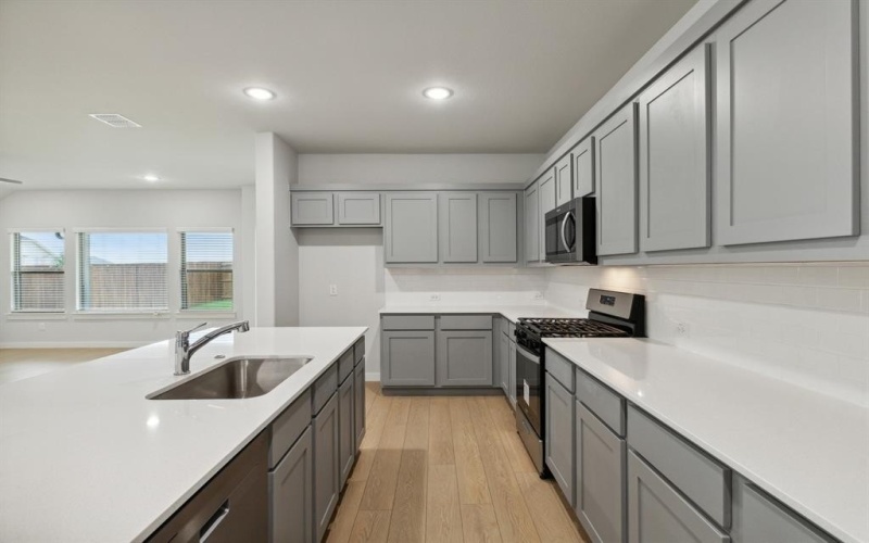 452 Blackwater Trail, Waxahachie, TX 75165, 4 Habitaciones Habitaciones , ,3 BañosBaños,Residential,En Venta,452 Blackwater Trail,0,21092419