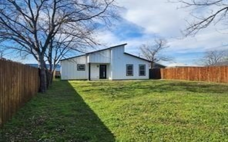 2121 S Edgewood Terrace, Fort Worth, TX 76105, 4 Habitaciones Habitaciones , ,2 BañosBaños,Residential,En Venta,2121 S Edgewood Terrace,0,21092492