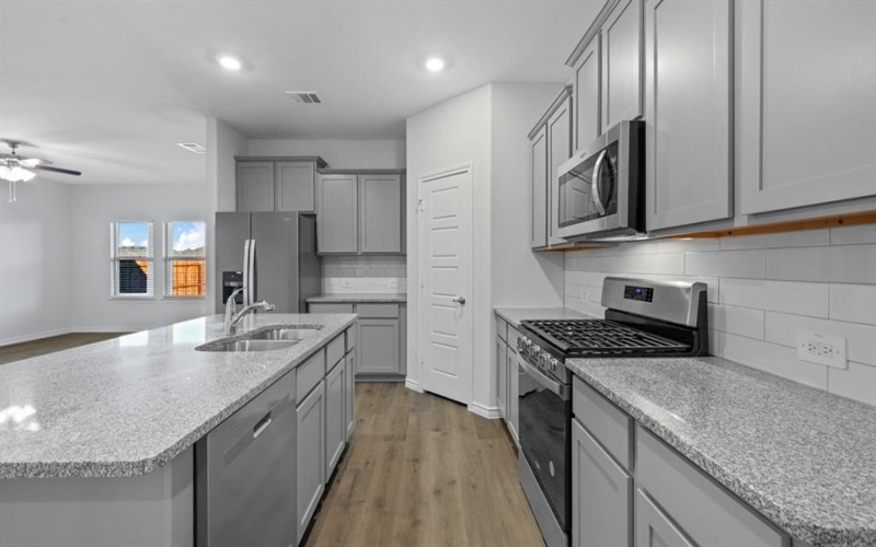 1917 Windy Banks Drive, Princeton, TX 75407, 4 Habitaciones Habitaciones , ,3 BañosBaños,Residential,En Venta,1917 Windy Banks Drive,0,21092514