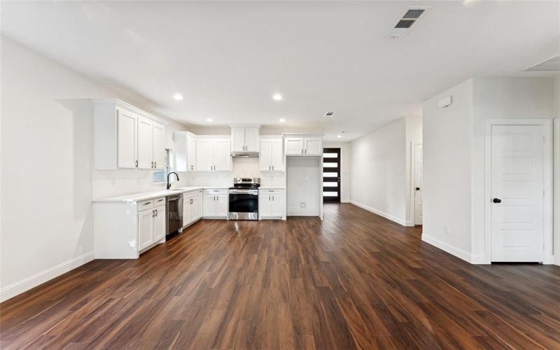 246 N Cherokee Shores Drive, Mabank, TX 75156, 3 Habitaciones Habitaciones , ,2 BañosBaños,Residential,En Venta,246 N Cherokee Shores Drive,0,21092623