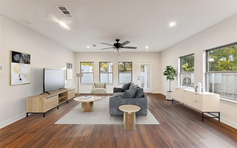 246 N Cherokee Shores Drive, Mabank, TX 75156, 3 Habitaciones Habitaciones , ,2 BañosBaños,Residential,En Venta,246 N Cherokee Shores Drive,0,21092623