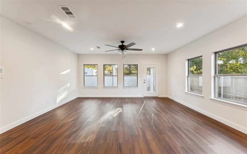 246 N Cherokee Shores Drive, Mabank, TX 75156, 3 Habitaciones Habitaciones , ,2 BañosBaños,Residential,En Venta,246 N Cherokee Shores Drive,0,21092623