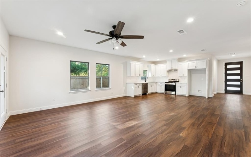 246 N Cherokee Shores Drive, Mabank, TX 75156, 3 Habitaciones Habitaciones , ,2 BañosBaños,Residential,En Venta,246 N Cherokee Shores Drive,0,21092623