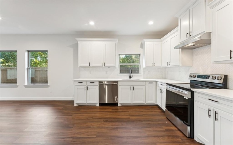 246 N Cherokee Shores Drive, Mabank, TX 75156, 3 Habitaciones Habitaciones , ,2 BañosBaños,Residential,En Venta,246 N Cherokee Shores Drive,0,21092623
