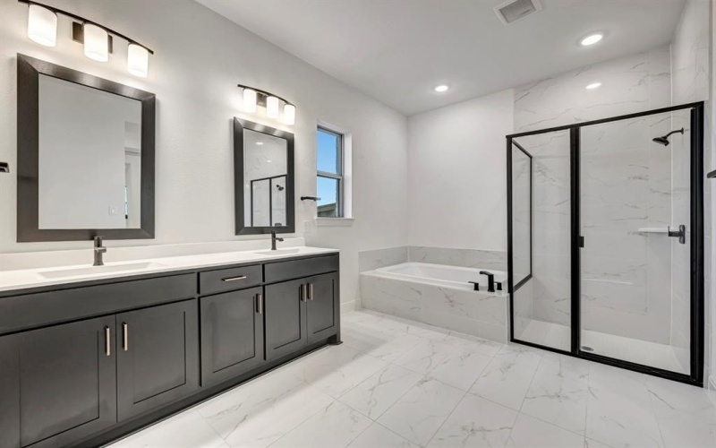 209 Twilight Way, Waxahachie, TX 75165, 3 Bedrooms Bedrooms, ,2 BathroomsBathrooms,Residential,For Sale,209 Twilight Way,0,21092748