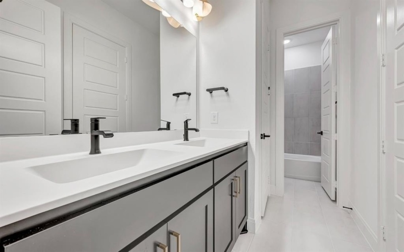 209 Twilight Way, Waxahachie, TX 75165, 3 Bedrooms Bedrooms, ,2 BathroomsBathrooms,Residential,For Sale,209 Twilight Way,0,21092748