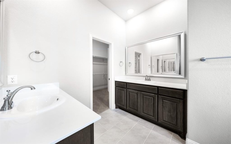 515 Cristo Range Drive, Greenville, TX 75402, 4 Habitaciones Habitaciones , ,2 BañosBaños,Residential,En Venta,515 Cristo Range Drive,0,21092805