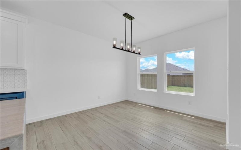 2117 Zinnia Street, Weslaco, TX 78596, 4 Habitaciones Habitaciones , ,2 BañosBaños,Residential,En Venta,2117 Zinnia Street,467849