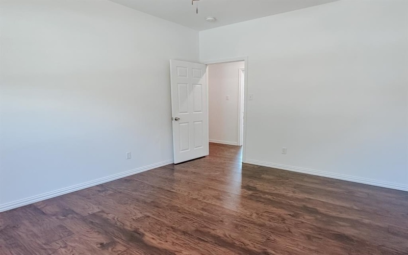 301 SW 6th Street, Kerens, TX 75144, 3 Habitaciones Habitaciones , ,2 BañosBaños,Residential,En Venta,301 SW 6th Street,0,21092997