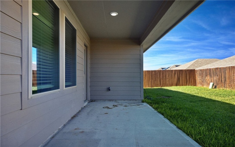 7906 Lariat Toss Drive, Corpus Christi, TX 78414, 4 Habitaciones Habitaciones , ,2 BañosBaños,Residential,En Venta,7906 Lariat Toss Drive,0,466540