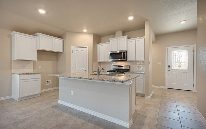 7906 Lariat Toss Drive, Corpus Christi, TX 78414, 4 Habitaciones Habitaciones , ,2 BañosBaños,Residential,En Venta,7906 Lariat Toss Drive,0,466540
