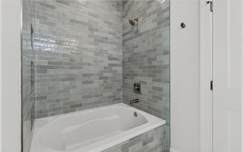 15206 Cruiser Street, Corpus Christi, TX 78418, 4 Bedrooms Bedrooms, ,2 BathroomsBathrooms,Residential Multi Family,For Sale,15206 Cruiser Street,0,466685