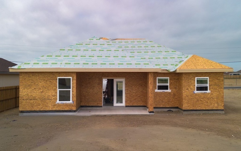 3273 Mauricio Libson Blvd, Eagle Pass, TX 78852, 3 Habitaciones Habitaciones , ,2 BañosBaños,Residential,En Venta,3273 Mauricio Libson Blvd,0,81790