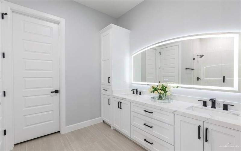 907 E 38th Street, San Juan, TX 78589, 3 Bedrooms Bedrooms, ,2 BathroomsBathrooms,Residential,For Sale,907 E 38th Street,0,483772