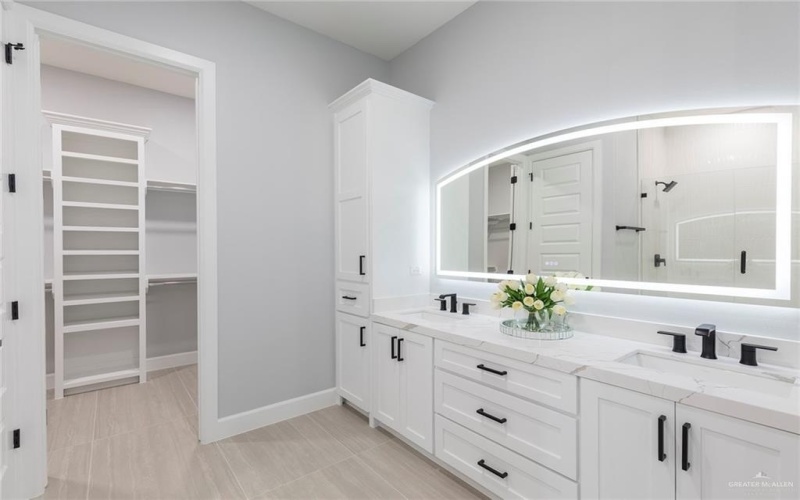 907 E 38th Street, San Juan, TX 78589, 3 Bedrooms Bedrooms, ,2 BathroomsBathrooms,Residential,For Sale,907 E 38th Street,0,483772