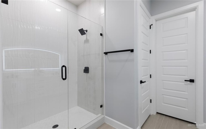 907 E 38th Street, San Juan, TX 78589, 3 Bedrooms Bedrooms, ,2 BathroomsBathrooms,Residential,For Sale,907 E 38th Street,0,483772