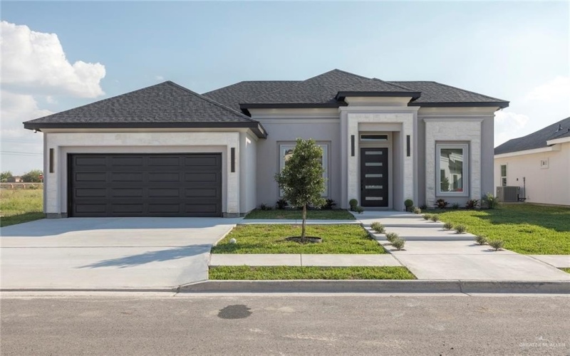 907 E 38th Street, San Juan, TX 78589, 3 Bedrooms Bedrooms, ,2 BathroomsBathrooms,Residential,For Sale,907 E 38th Street,0,483772