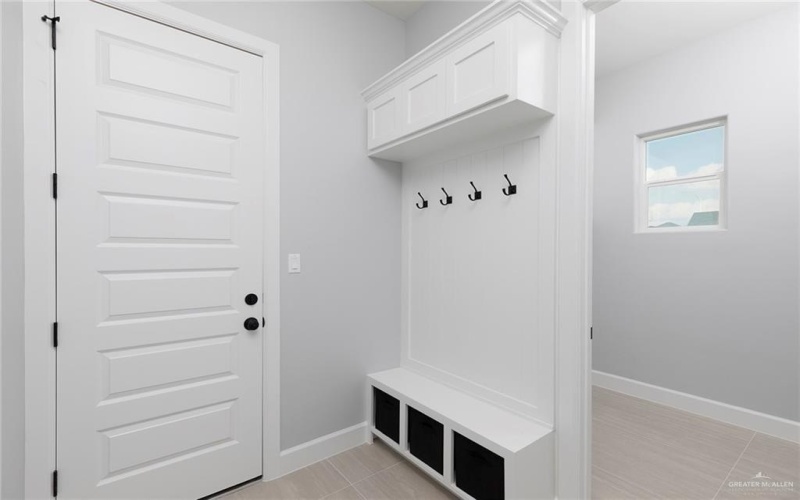 907 E 38th Street, San Juan, TX 78589, 3 Bedrooms Bedrooms, ,2 BathroomsBathrooms,Residential,For Sale,907 E 38th Street,0,483772