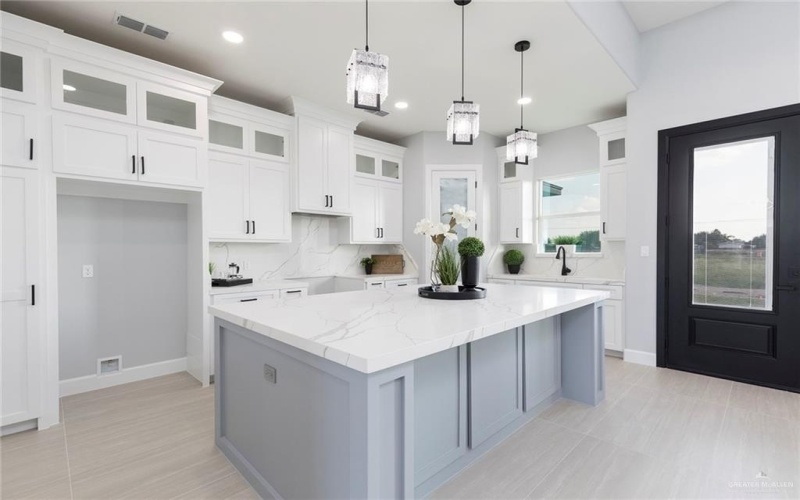 907 E 38th Street, San Juan, TX 78589, 3 Bedrooms Bedrooms, ,2 BathroomsBathrooms,Residential,For Sale,907 E 38th Street,0,483772