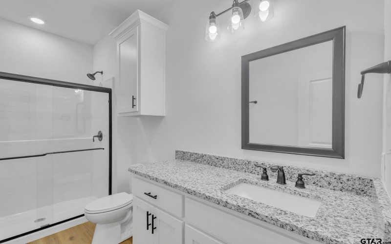 1410 W Connally St, Tyler, TX 75701, 3 Habitaciones Habitaciones , ,2 BañosBaños,Residential,En Venta,1410 W Connally St,0,25015563