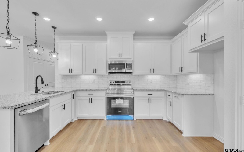 1410 W Connally St, Tyler, TX 75701, 3 Habitaciones Habitaciones , ,2 BañosBaños,Residential,En Venta,1410 W Connally St,0,25015563