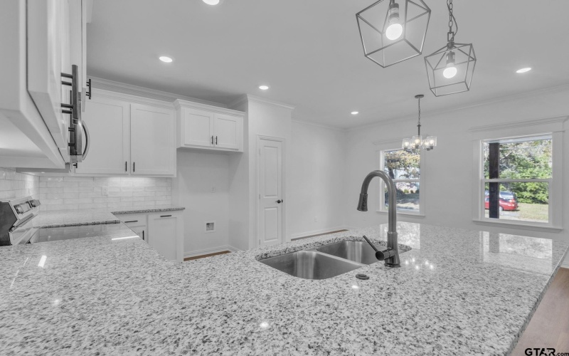 1410 W Connally St, Tyler, TX 75701, 3 Habitaciones Habitaciones , ,2 BañosBaños,Residential,En Venta,1410 W Connally St,0,25015563