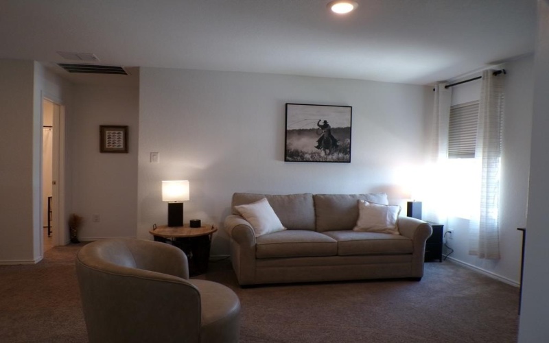 1087 Shutter Way, Kerrville, TX 78028, 4 Habitaciones Habitaciones , ,2 BañosBaños,Residential,En Venta,1087 Shutter Way,0,120709