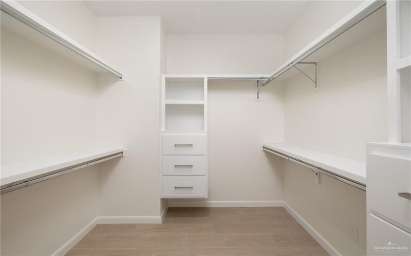 1202 N Lincoln Avenue, San Juan, TX 78589, 3 Bedrooms Bedrooms, ,2 BathroomsBathrooms,Residential,For Sale,1202 N Lincoln Avenue,462029