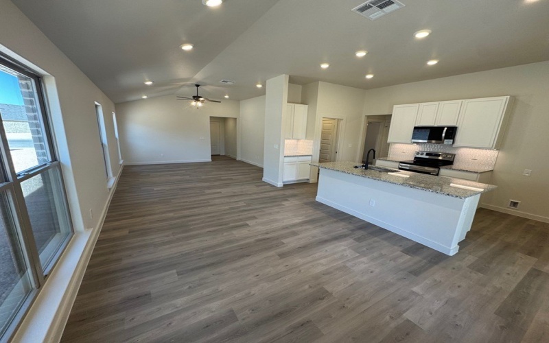 240 Trailblazer Ln, Odessa, TX 79765, 4 Bedrooms Bedrooms, ,2 BathroomsBathrooms,Other,For Sale,240 Trailblazer Ln,0,163870