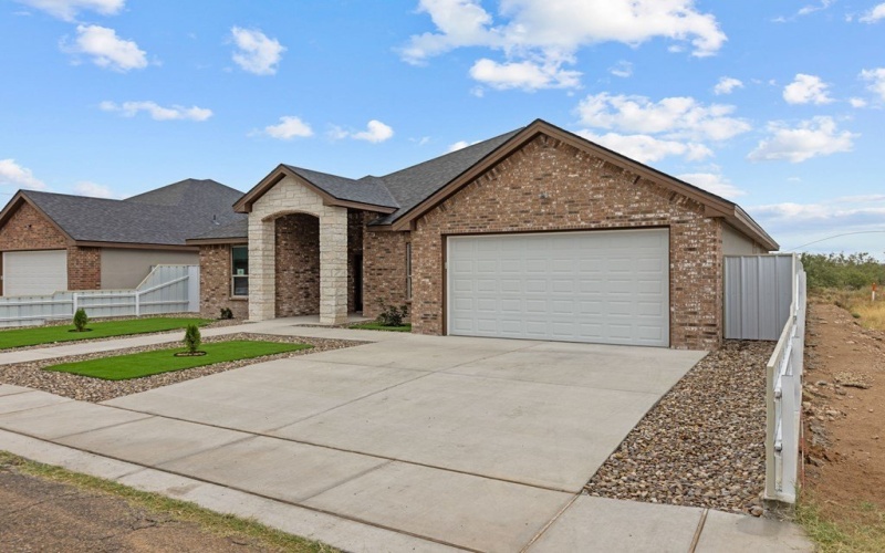 602 S Leon, Monahans, TX 79756, 4 Habitaciones Habitaciones , ,2 BañosBaños,Residential,En Venta,602 S Leon,0,163874