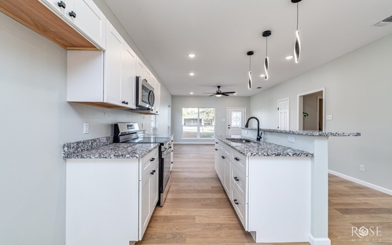 715 W 18th St, San Angelo, TX 76903, 3 Habitaciones Habitaciones , ,2 BañosBaños,Residential,En Venta,715 W 18th St,0,129486