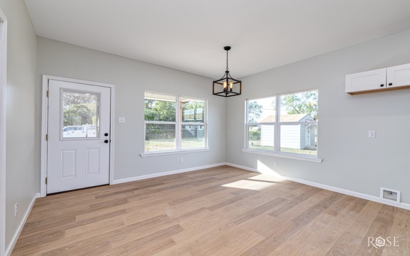 715 W 18th St, San Angelo, TX 76903, 3 Habitaciones Habitaciones , ,2 BañosBaños,Residential,En Venta,715 W 18th St,0,129486