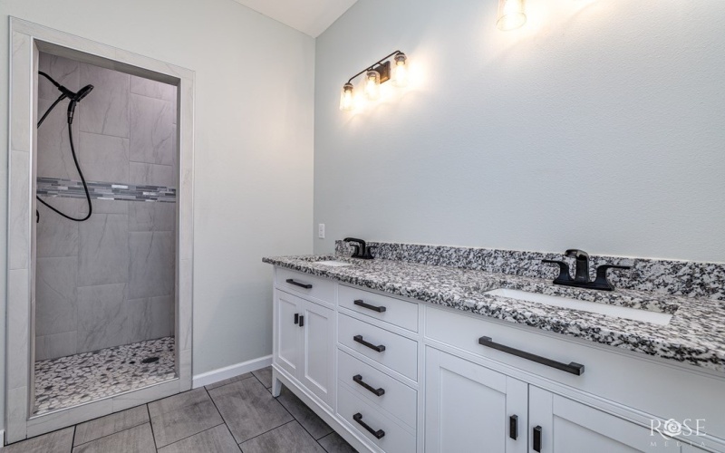 715 W 18th St, San Angelo, TX 76903, 3 Habitaciones Habitaciones , ,2 BañosBaños,Residential,En Venta,715 W 18th St,0,129486