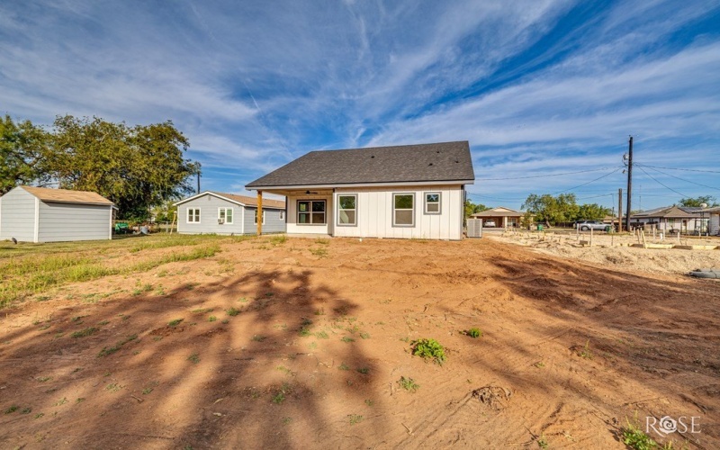 715 W 18th St, San Angelo, TX 76903, 3 Habitaciones Habitaciones , ,2 BañosBaños,Residential,En Venta,715 W 18th St,0,129486