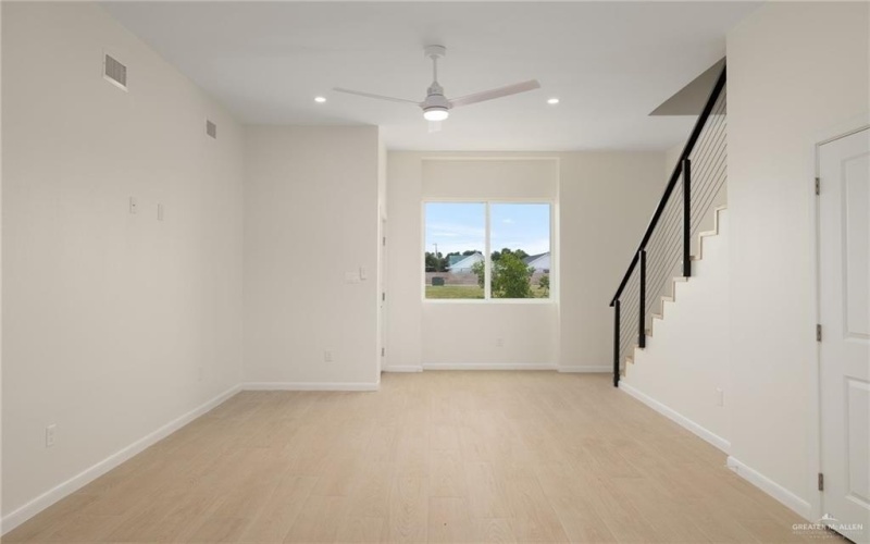 1204 N Lincoln Avenue, San Juan, TX 78589, 3 Bedrooms Bedrooms, ,2 BathroomsBathrooms,Residential,For Sale,1204 N Lincoln Avenue,462031