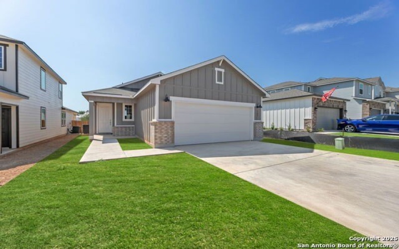 743 Langston Ln, New Braunfels, TX 78130, 4 Bedrooms Bedrooms, ,3 BathroomsBathrooms,Residential,For Sale,743 Langston Ln,0,1884567