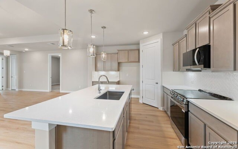 743 Langston Ln, New Braunfels, TX 78130, 4 Bedrooms Bedrooms, ,3 BathroomsBathrooms,Residential,For Sale,743 Langston Ln,0,1884567