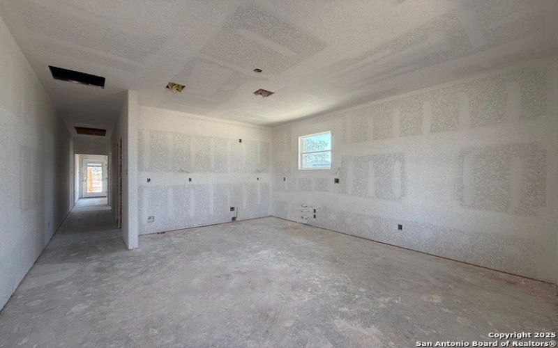 3274 N IH 35, Natalia, TX 78059, ,2 BathroomsBathrooms,Residential Multi Family,For Sale,3274 N IH 35,0,1909991