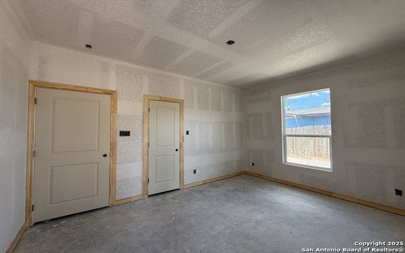 3274 N IH 35, Natalia, TX 78059, ,2 BathroomsBathrooms,Residential Multi Family,For Sale,3274 N IH 35,0,1909991