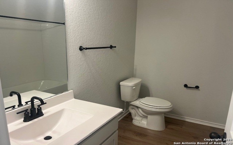 105 BEVERIDGE, Seguin, TX 78155, 3 Bedrooms Bedrooms, ,2 BathroomsBathrooms,Residential,For Sale,105 BEVERIDGE,0,1917440