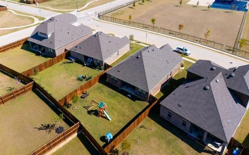 9913 Autumn Leaves Lane, Aubrey, TX 76227, 3 Habitaciones Habitaciones , ,2 BañosBaños,Residential,En Venta,9913 Autumn Leaves Lane,0,21089037
