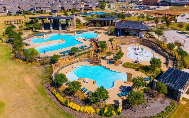 9913 Autumn Leaves Lane, Aubrey, TX 76227, 3 Habitaciones Habitaciones , ,2 BañosBaños,Residential,En Venta,9913 Autumn Leaves Lane,0,21089037