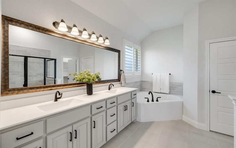 707 Soprano Drive, Forney, TX 75126, 4 Bedrooms Bedrooms, ,3 BathroomsBathrooms,Residential,For Sale,707 Soprano Drive,0,21071750