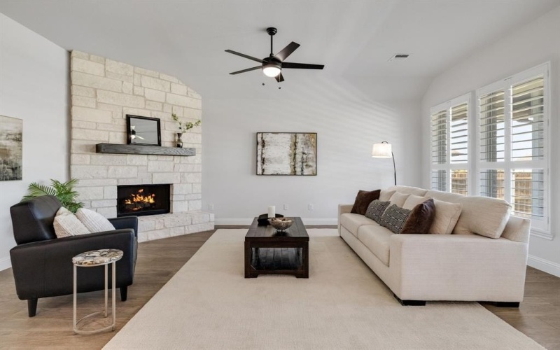 707 Soprano Drive, Forney, TX 75126, 4 Bedrooms Bedrooms, ,3 BathroomsBathrooms,Residential,For Sale,707 Soprano Drive,0,21071750