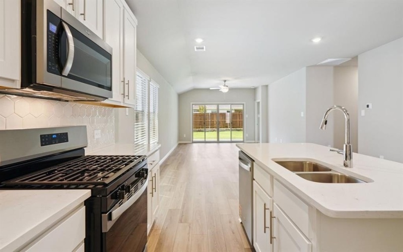821 Sunflower Road, Lavon, TX 75166, 3 Habitaciones Habitaciones , ,2 BañosBaños,Residential,En Venta,821 Sunflower Road,0,21084804