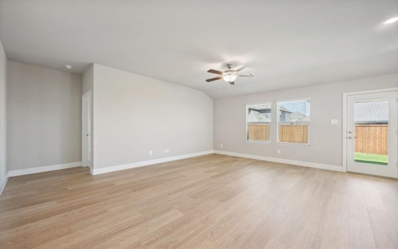 809 Sunflower Road, Lavon, TX 75166, 3 Habitaciones Habitaciones , ,2 BañosBaños,Residential,En Venta,809 Sunflower Road,0,21084806