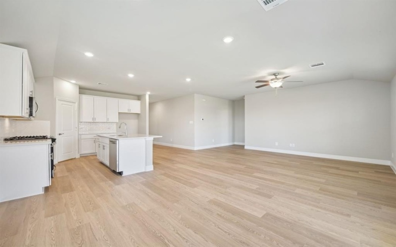809 Sunflower Road, Lavon, TX 75166, 3 Habitaciones Habitaciones , ,2 BañosBaños,Residential,En Venta,809 Sunflower Road,0,21084806